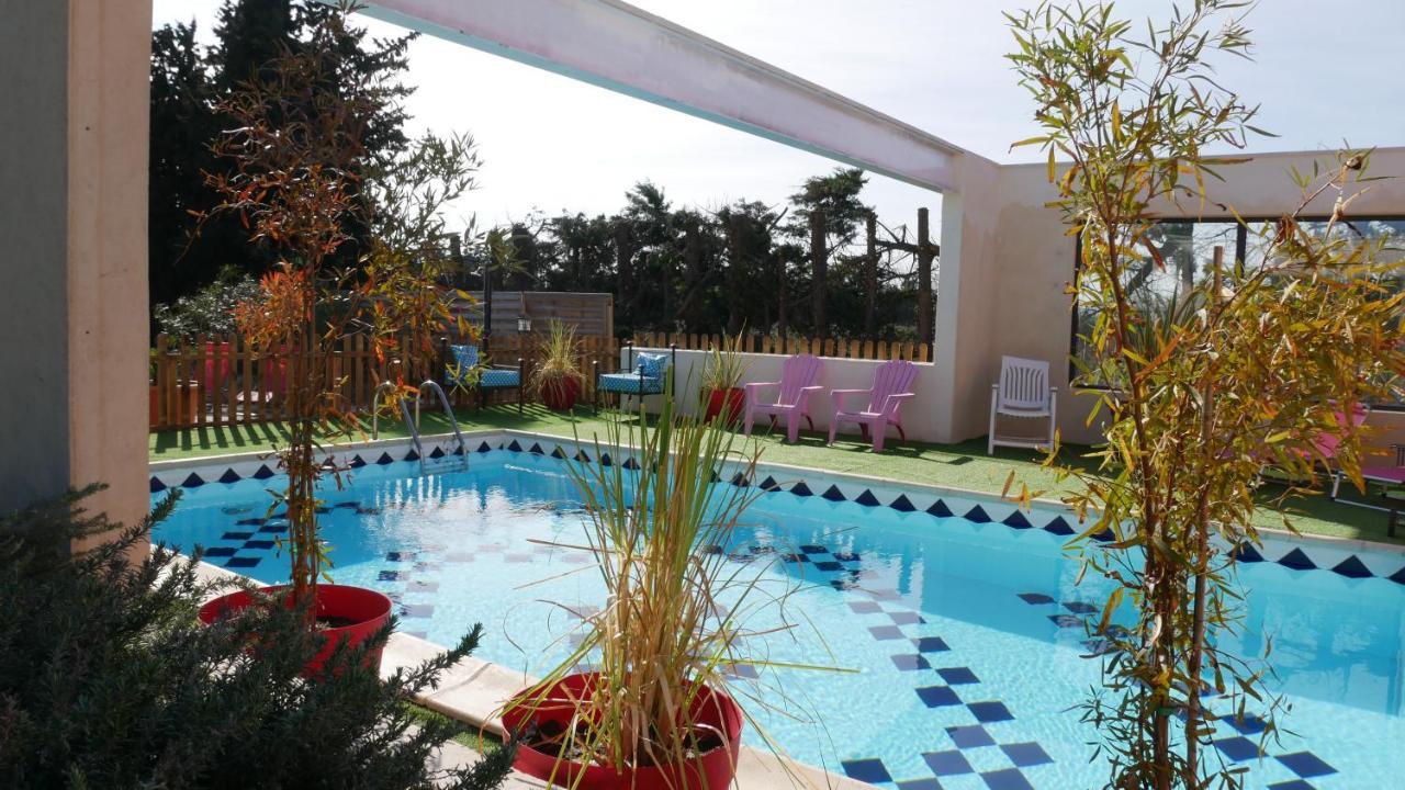 Apartamento Mas Maurane - Le Bougainvillier Aux Portes D'Arles Tarascón Exterior foto