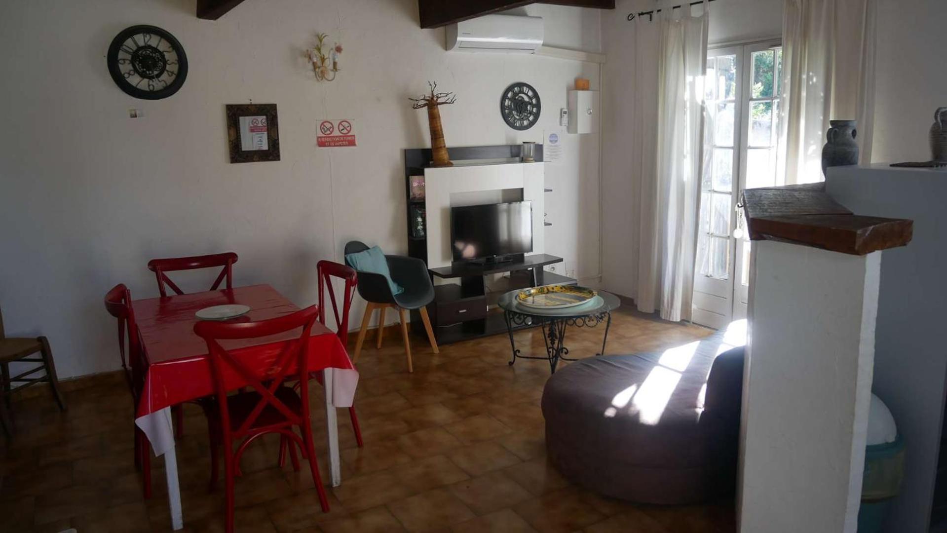 Apartamento Mas Maurane - Le Bougainvillier Aux Portes D'Arles Tarascón Exterior foto